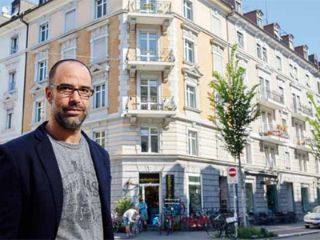 Eine Verwaltung fällt auf